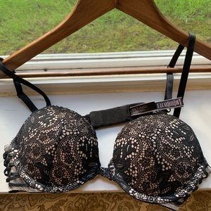 Victoria’s Secret Bra!